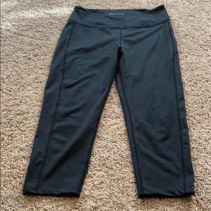 Orangetheory L Black Capri